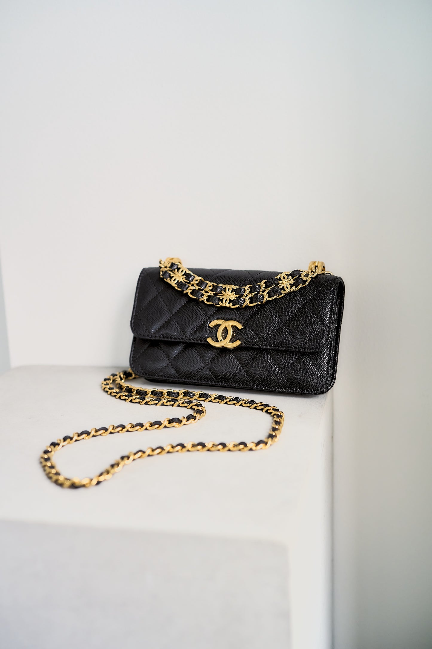 CHANELチェーンウォレット AP3106