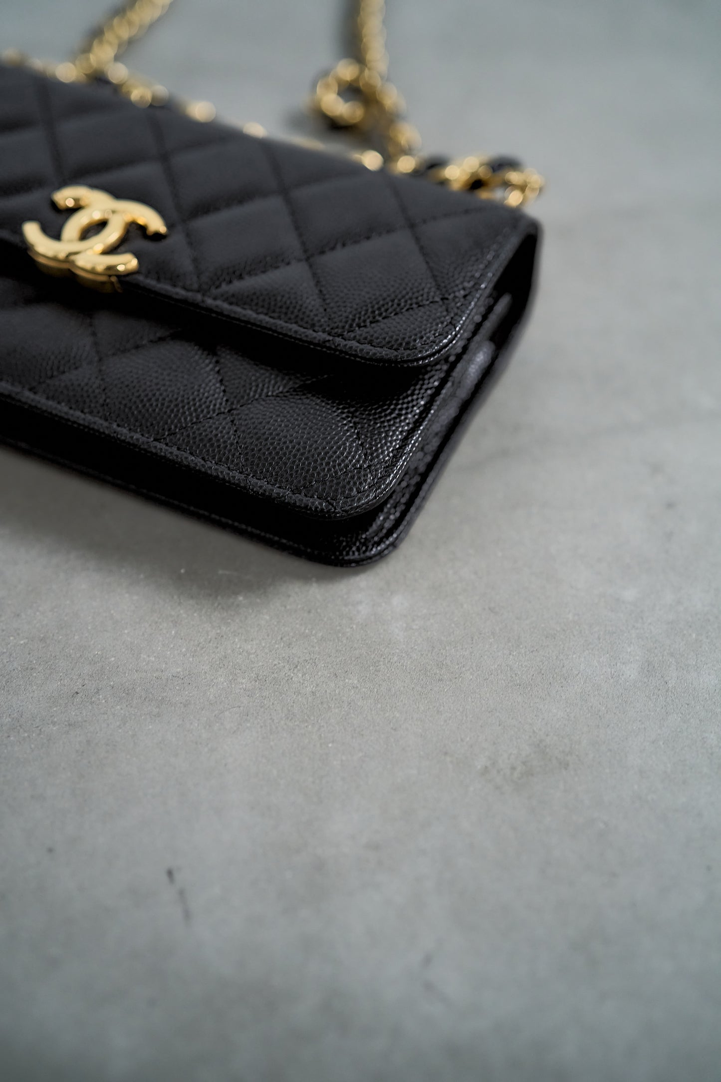 CHANELチェーンウォレット AP3106