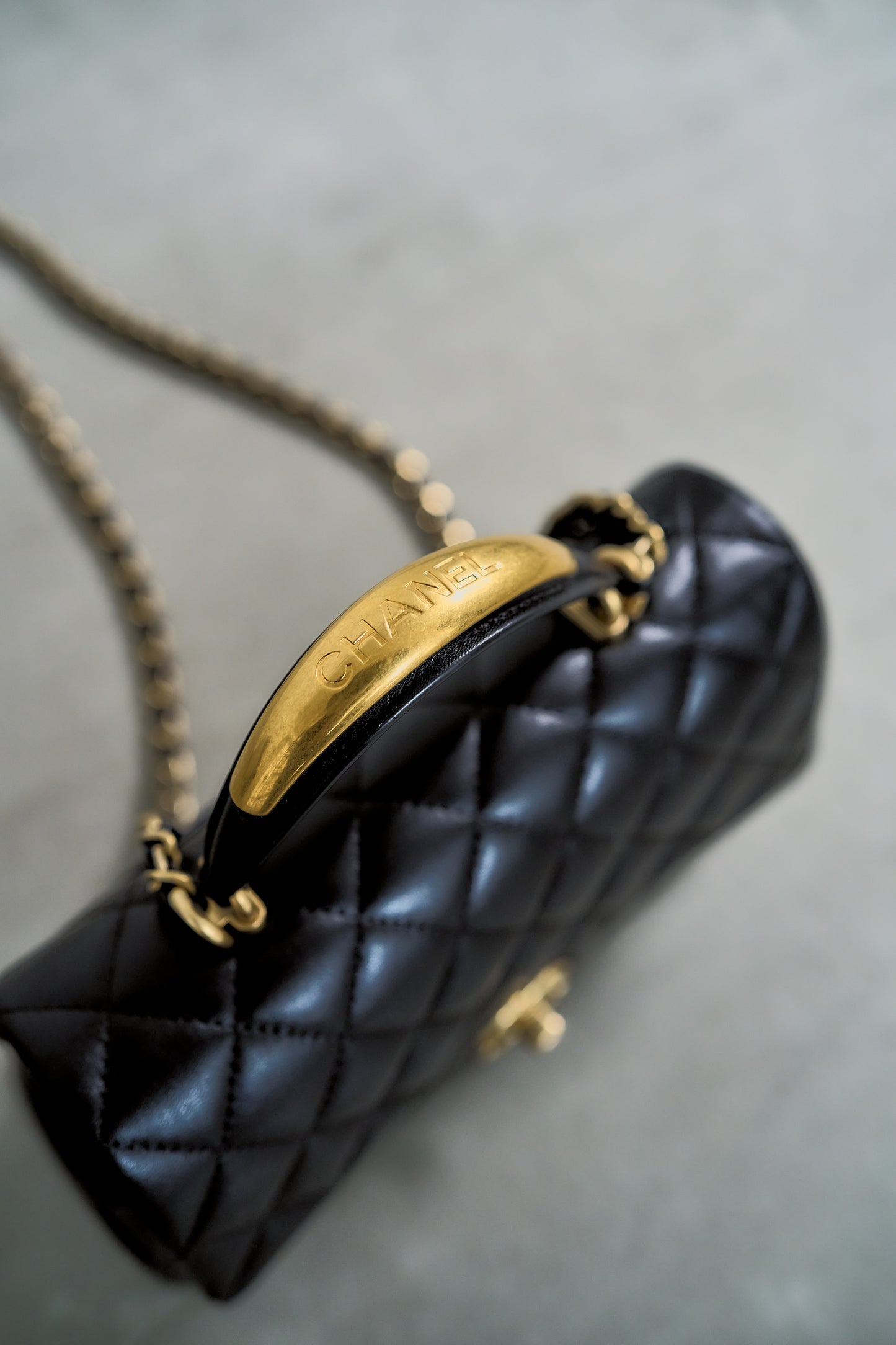 CHANEL トップハンドル マトラッセ