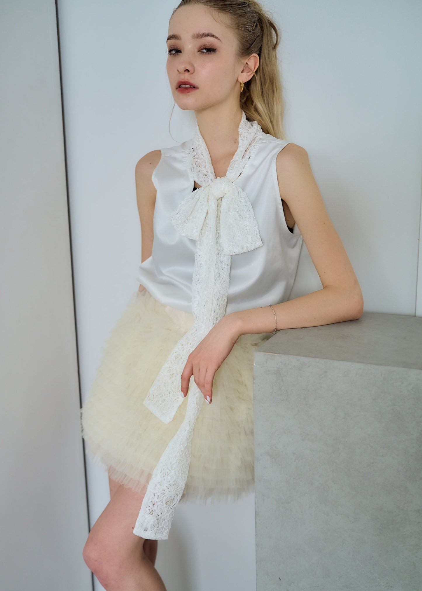 プレミアム・エッセンシャルブラウス